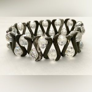 CLEAR FAUX RHINESTONE BRACELET - LIKE NEW